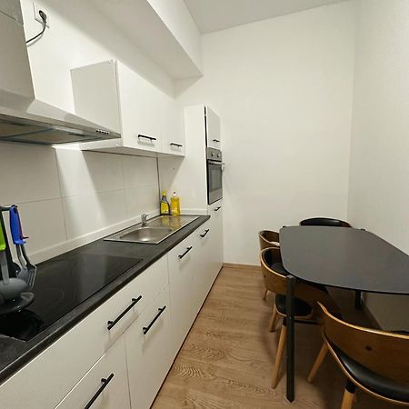 Apartamento 2Schlafenzimmer 5Betten Montuerwhonung Düsseldorf Exterior foto